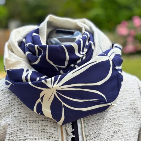écharpe tube femme bleue marine et crème à paillette