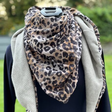 Echarpe leopard viscose et laine - fabriquée à la main à quimperlé