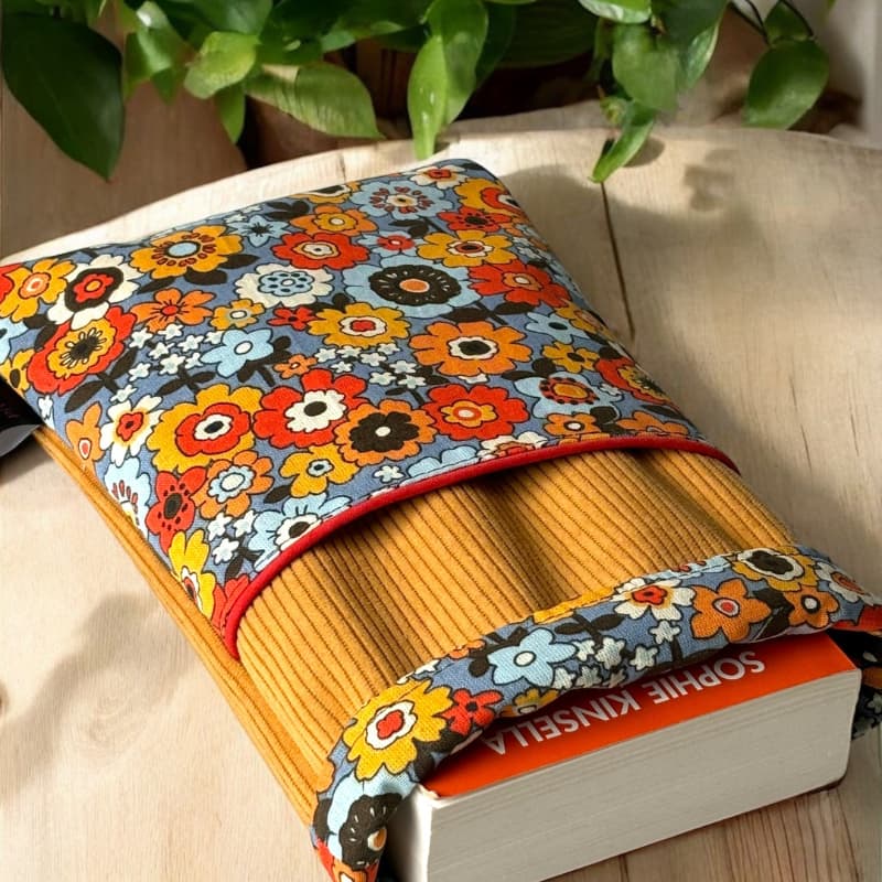 étui pour livre velours jaune et coton motif fleur vintage