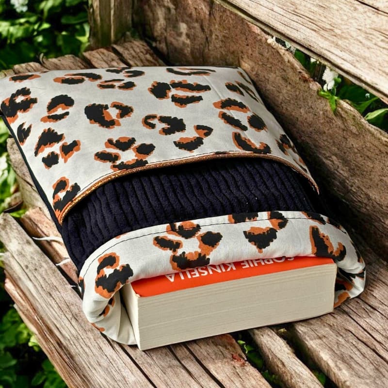 pochette à livre coton léopard et velours noir