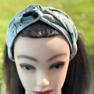 Bandeau cheveux torsadé dans les teintes vertes et blanches