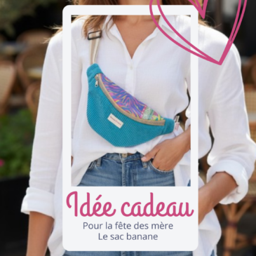 Femme portant un sac banane en velours bleu turquoise Maison Pivoine en bandoulière, idée cadeau fête des mères.