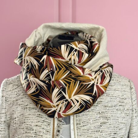 Snood femme réversible en viscose, double tour avec motifs graphiques colorés, accessoire artisanal Maison Pivoine.